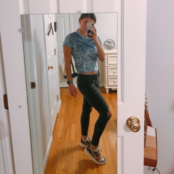 Velvet T-Shirt - Picture 3 of 4